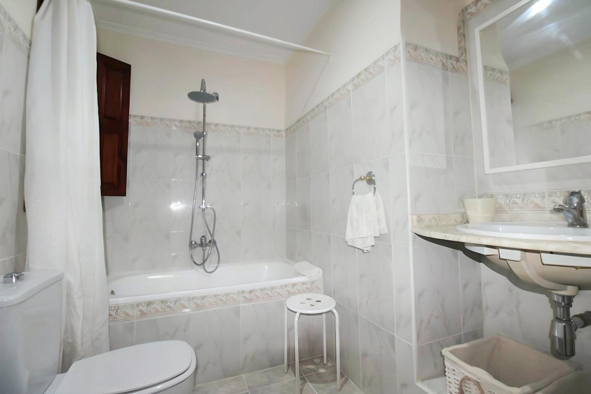 Apartamento Reformado Cerca De La Plaza Redonda Valencia Eksteriør billede
