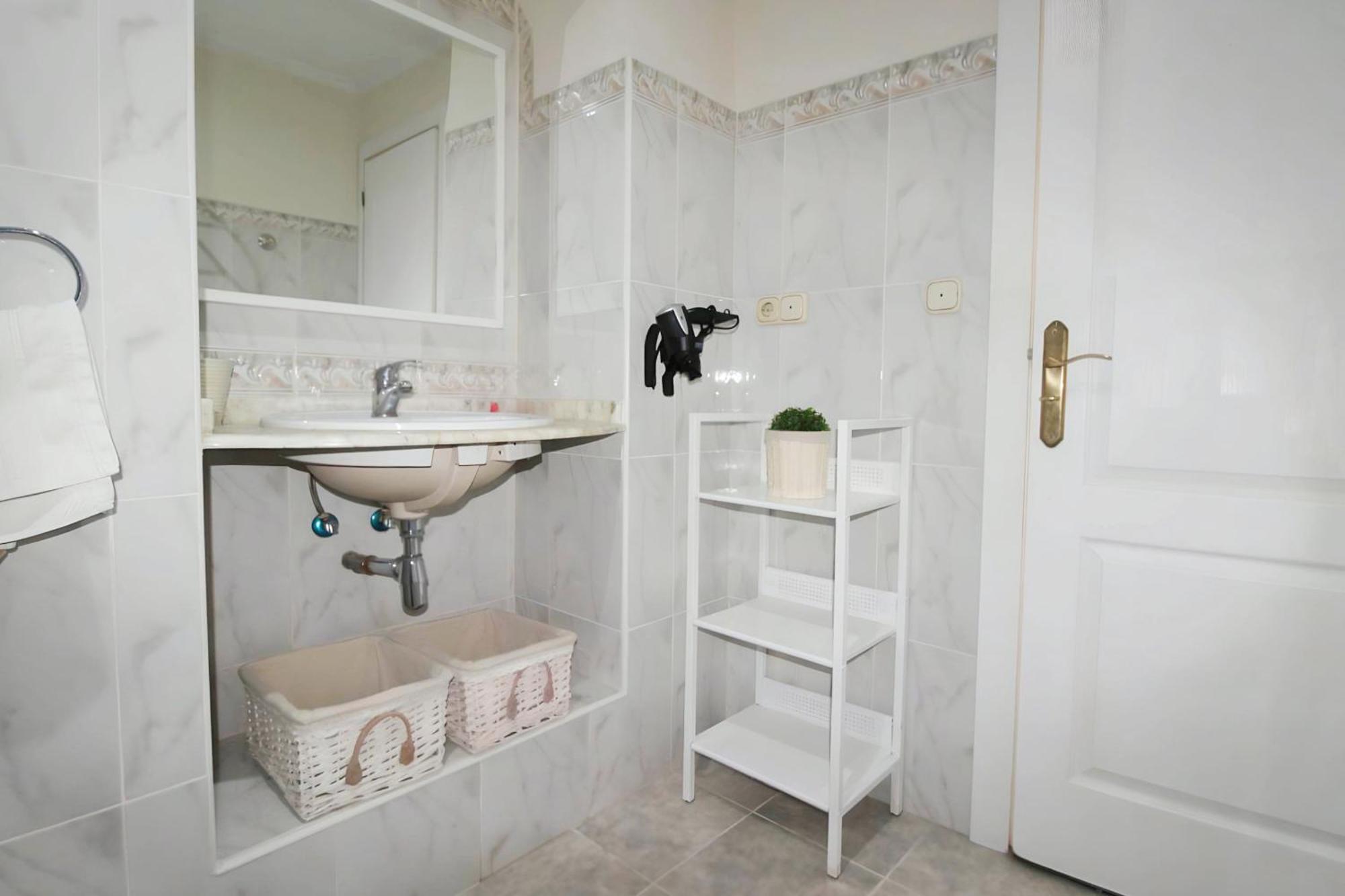 Apartamento Reformado Cerca De La Plaza Redonda Valencia Eksteriør billede
