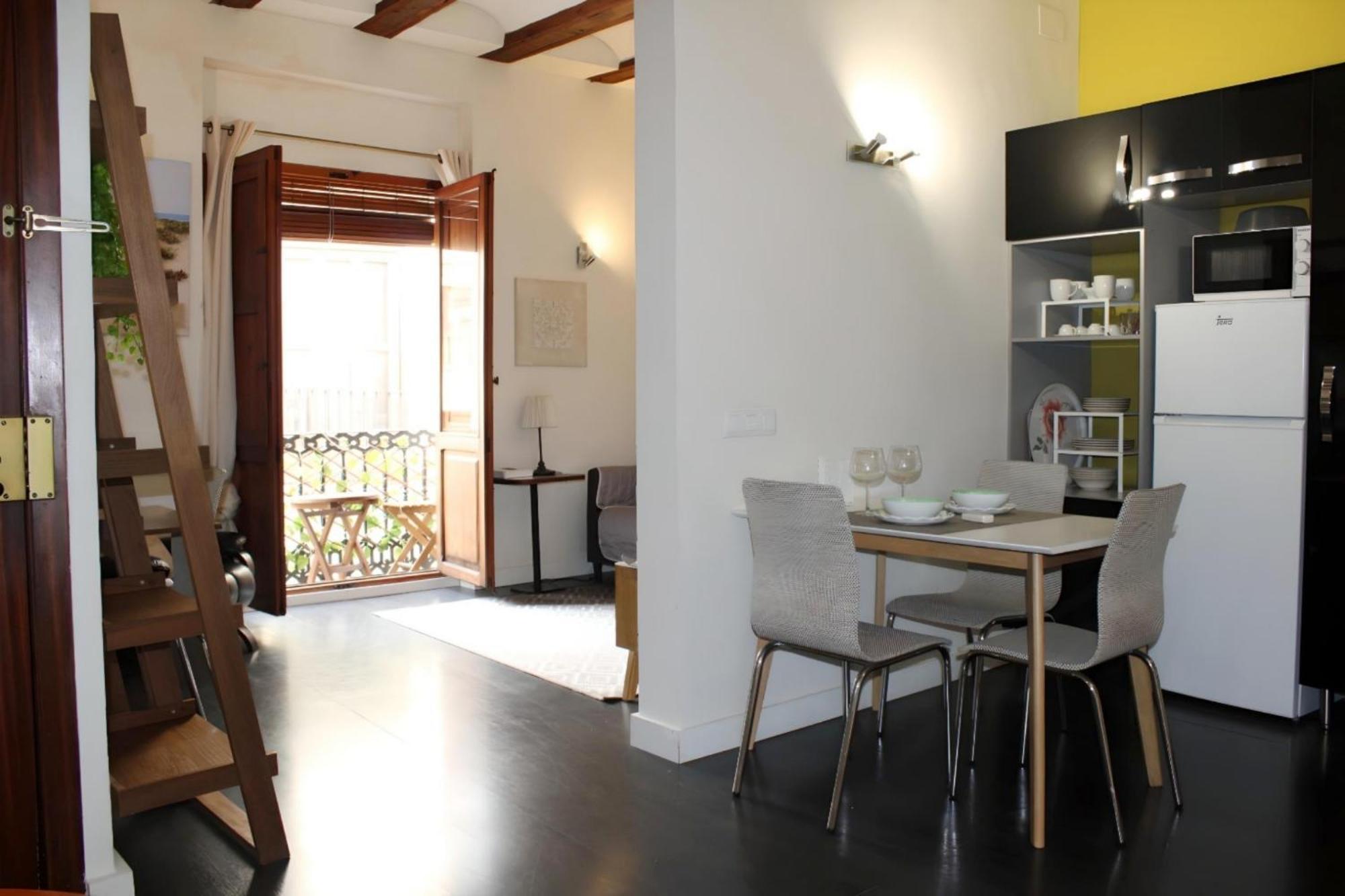 Apartamento Reformado Cerca De La Plaza Redonda Valencia Eksteriør billede