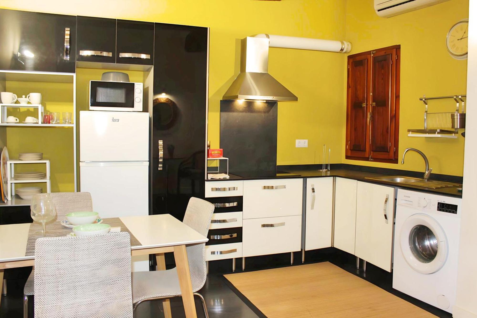 Apartamento Reformado Cerca De La Plaza Redonda Valencia Eksteriør billede