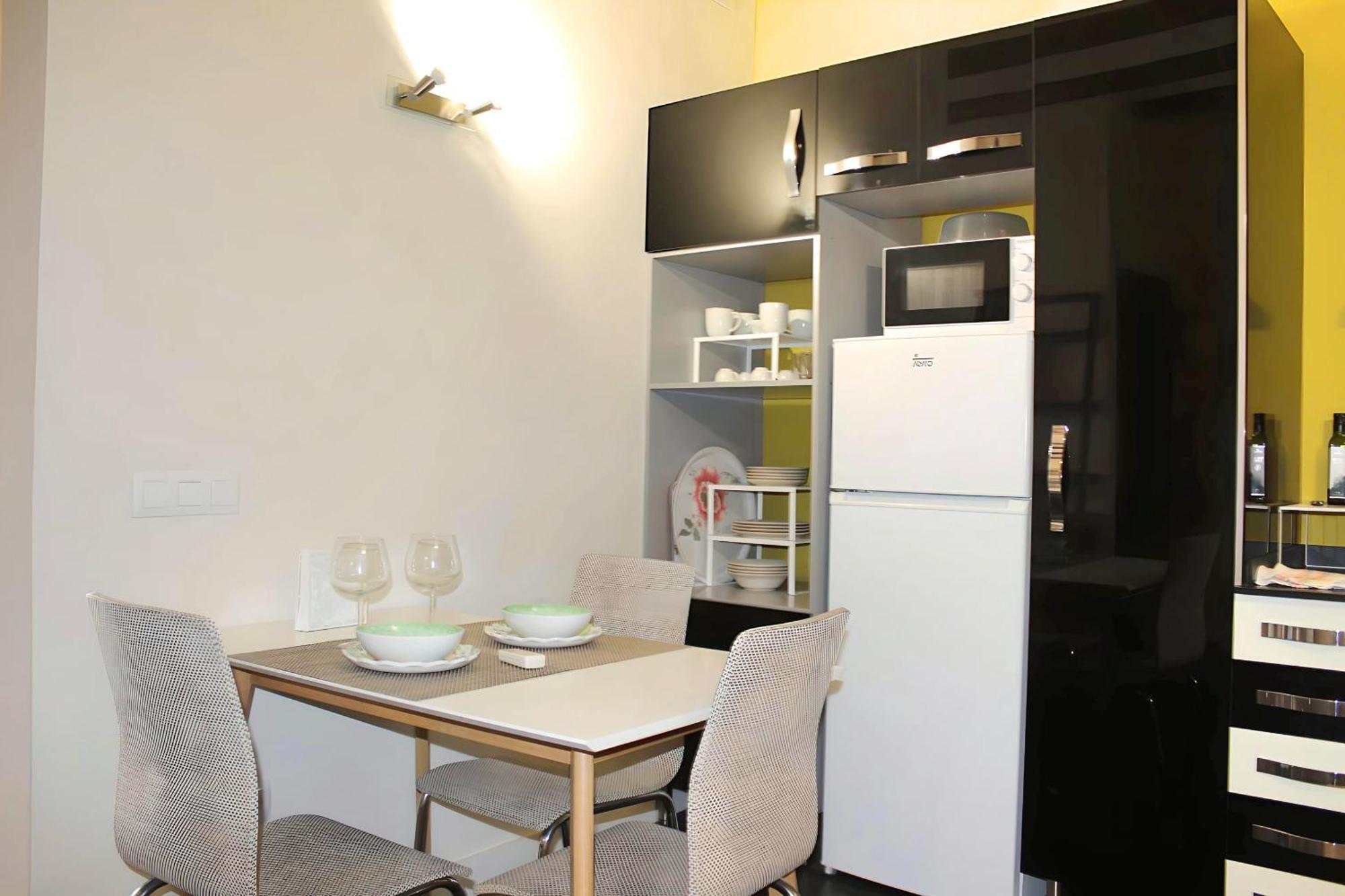 Apartamento Reformado Cerca De La Plaza Redonda Valencia Eksteriør billede